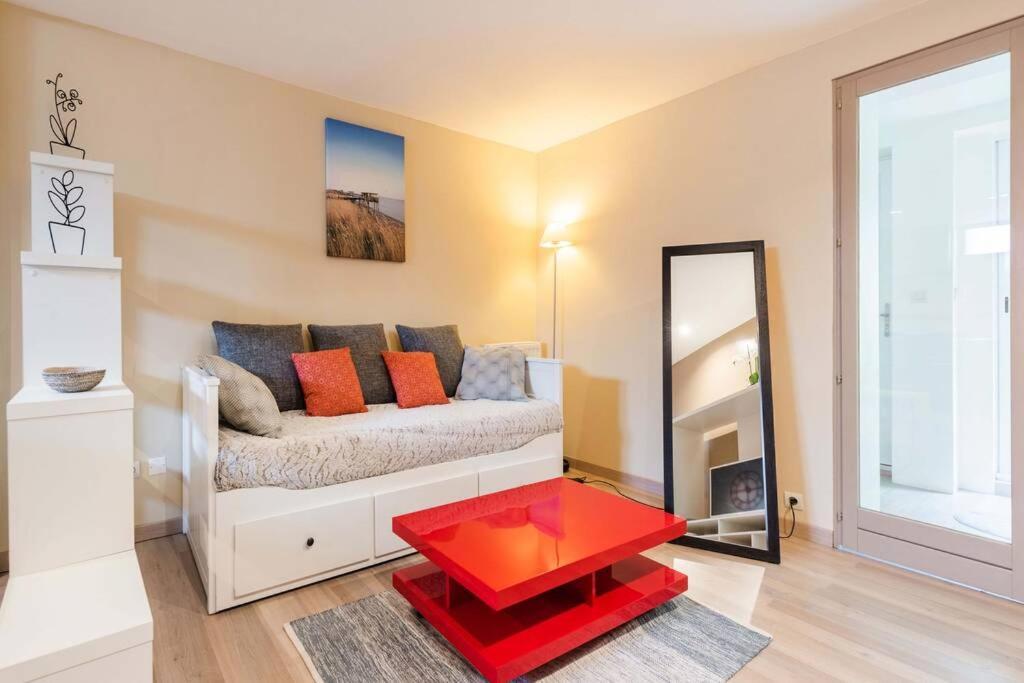 Studio Next To Bordeaux City Center With A Terrace Begles Exterior photo